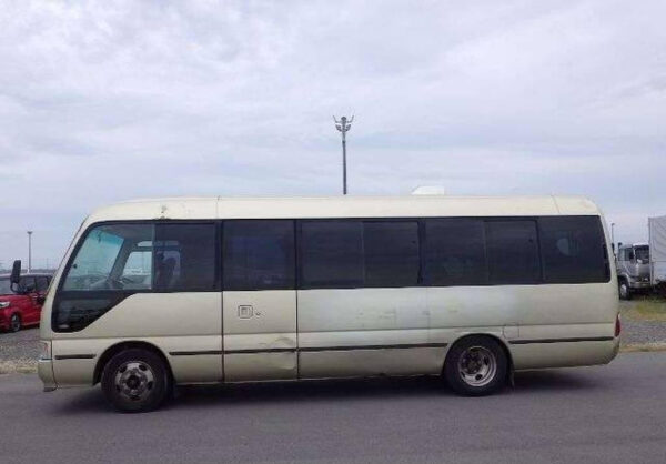 2003 Toyota Coaster HDB51 - Image 3