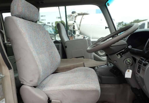 2005 Toyota Coaster XZB51 - Image 5